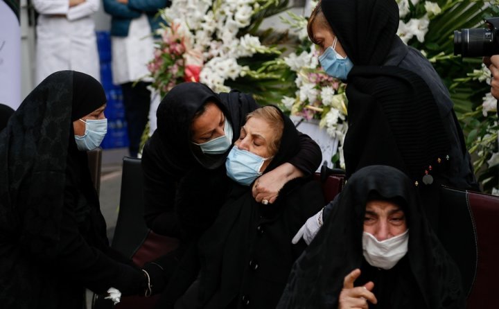 (تصاویر) تشییع شهید مدافع سلامت دکتر اصغر آقامحمدی