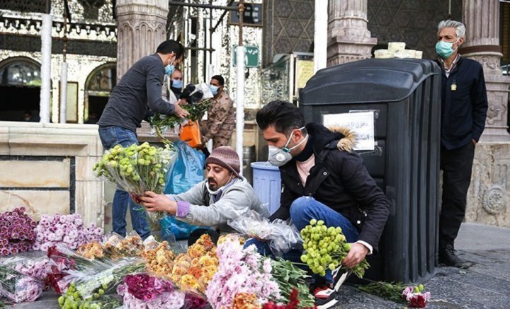 (تصاویر) گل آرایی حرم حضرت عبدالعظیم(ع)