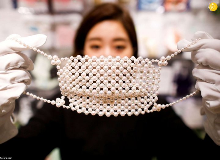(تصاویر) ماسک‌های تزئین شده با الماس و مروارید به بازار آمد