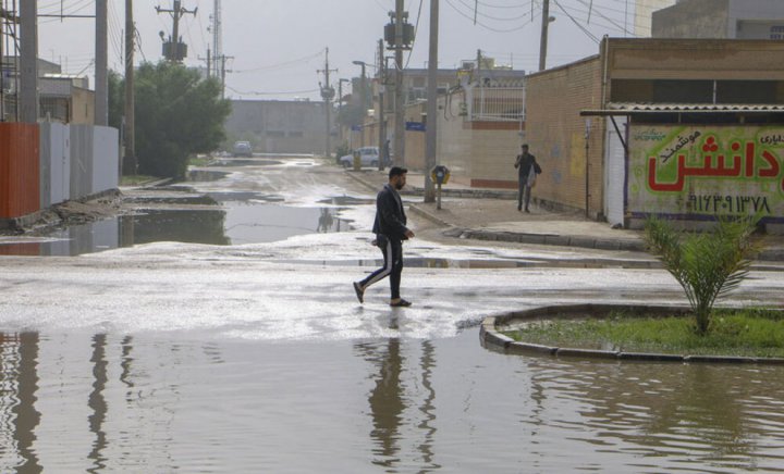 (تصاویر) آبگرفتگی گسترده در اهواز