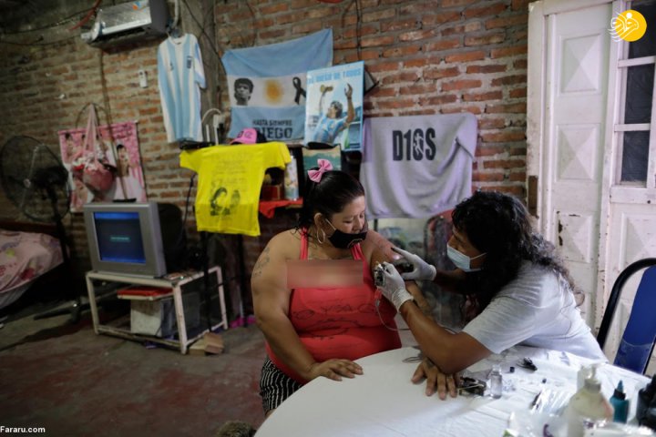 (تصاویر) خالکوبی روی بدن به عشق مارادونا