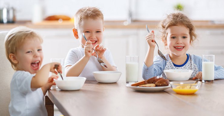 8 غذایی که سلامت روان کودکان را تقویت می کند