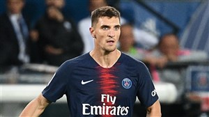 تماس مورینیو برای راضی کردن مدافع PSG