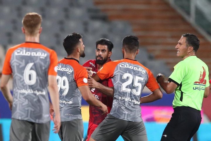 آقاخان پرسپولیس؛دعوا بجای سوپرگل(عکس)