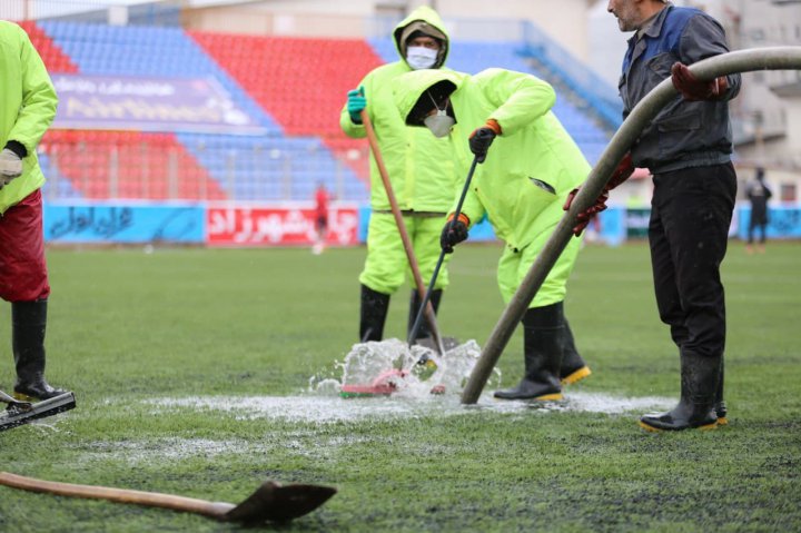 رنگرز: چمن ورزشگاه نساجی را سریعا تعویض می‌کنیم