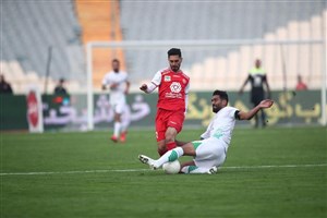 مربی ذوب‌آهن: تلاش می‌کنیم از پرسپولیس امتیاز بگیریم