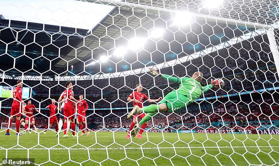 انگلیس 2 1 دانمارک؛ فوتبال در آستانه بازگشت به خانه