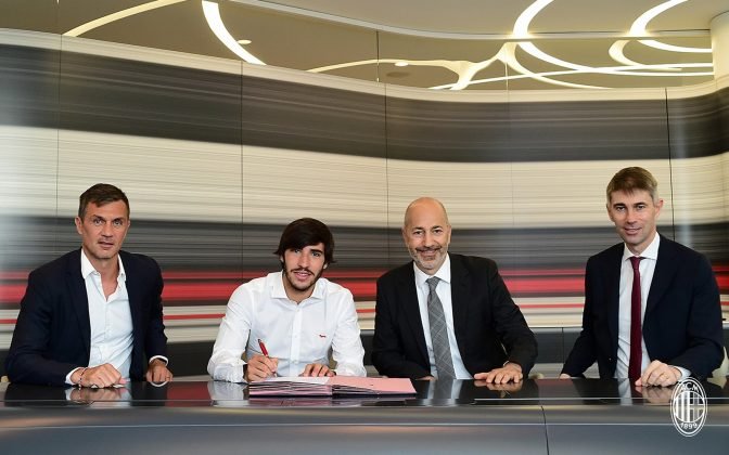 رسمی: قرارداد پنج ساله میلان با ساندرو تونالی