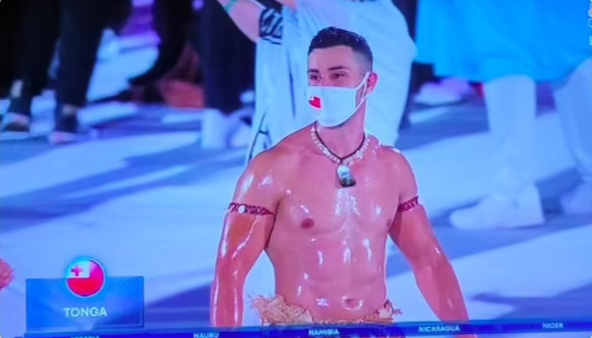 عجیب ترین چهره مراسم افتتاحیه چه کسی بود؟ (عکس)