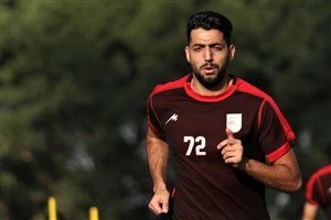 زاهدی: ماشین هیچ پولی نداده و اخبار غلط داده‌اند