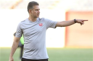 نقل و انتقالات پرسپولیس و موضوع زلاتان در بارسا