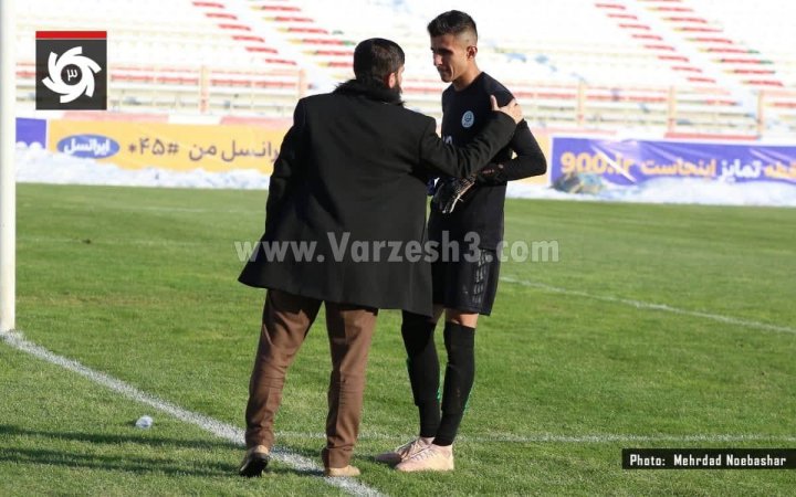 مدیرعامل ماشین: بیایید با من عکس بگیرید معروف شوید