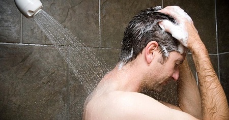 6 دلیل برای این که یک روز در میان به حمام بروید