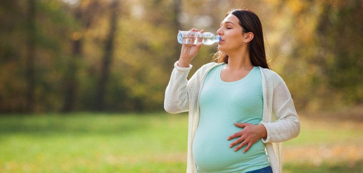 هیدراتاسیون (نوشیدن آب) در دوران بارداری