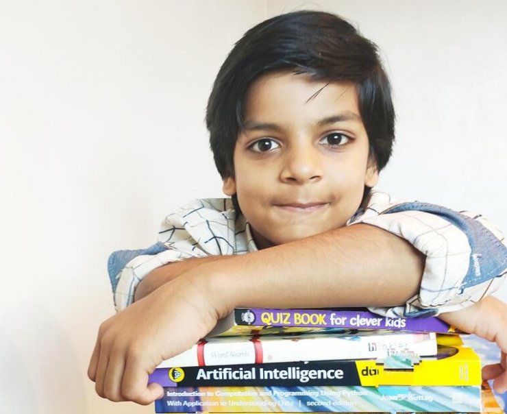 نام کودک 7 ساله هندی به عنوان جوانترین برنامه نویس جهان در گینس ثبت شد