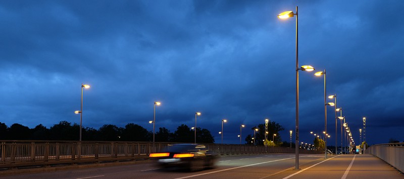 چراغ‌های LED با چه ویژگی‌هایی برای نورپردازی خیابان مناسب هستند؟