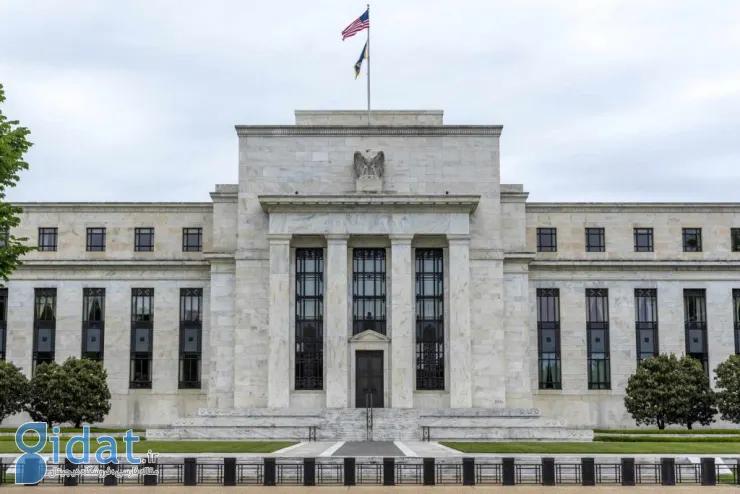 اقتصاددانان به تعویق افتادن کاهش نرخ بهره فدرال رزرو پیش بینی می کنند