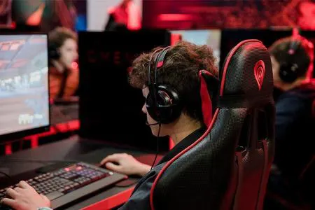 جذب گیمرهای حرفه‌ای ایرانی به عربستان سعودی و برخی دیگر از کشورهای خلیج فارس