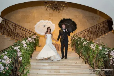 ایده ورود عروس و داماد به تالار, تزئین مسیر ورودی عروس و داماد