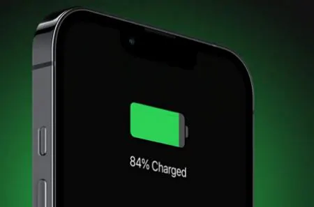 به‌روزرسانی iOS 17.4 ظاهرا باعث تخلیه سریع‌تر باتری در آیفون‌ها می‌شود