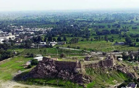 قلعه کمیز رودان: دژی تاریخی در قلب هرمزگان