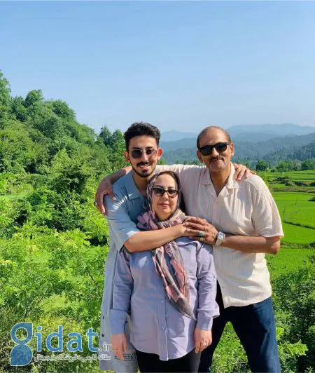 تصاویر خانوادگی مصطفی زورمند