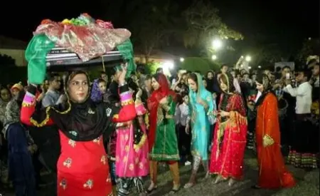 آداب و رسوم عروسی ایرانی, لباس عروس سنتی