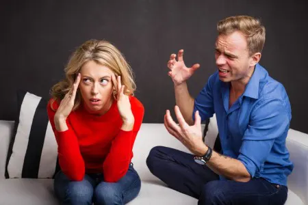 شیوه برخورد با رفتارهای اشتباه همسر