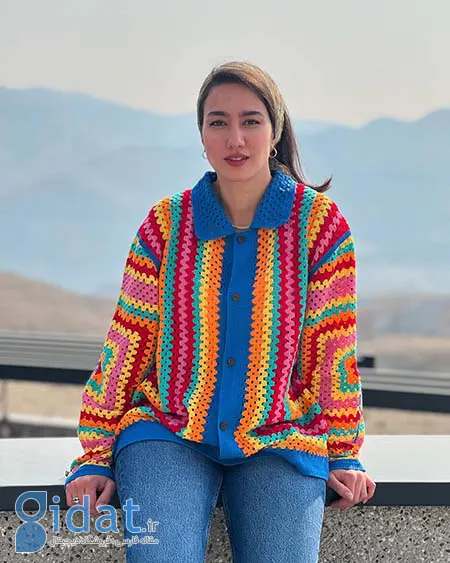 دنیز دانش صمدی, بیوگرافی دنیز دانش صمدی