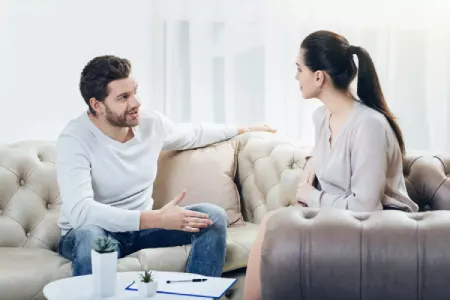 چگونه احساسات همسر را بدون حرف زدن بفهمیم