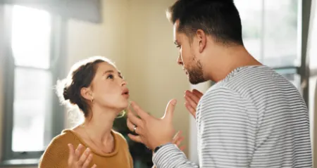 دعواهای شدید در دوران عقد: آیا طلاق آخرین راه حل است؟