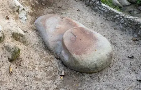 مجسمه های سنگی بادا,سولاوسی اندونزی