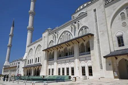 مسجد جامع چاملیکا,مسجد چاملیکا