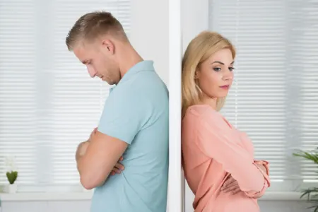 چگونه با خیانت در یک رابطه مقابله کنیم؟