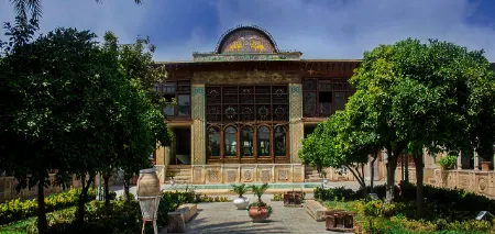 عمارت دیوانخانه شیراز: نگاهی عمیق به میراث فرهنگی و تاریخی ایران