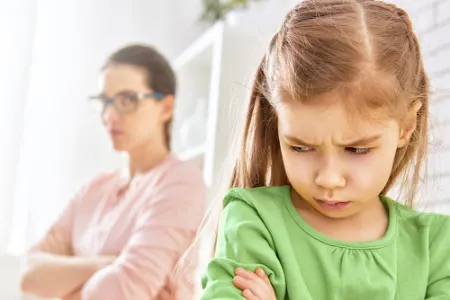 تربیت کودک با محبت و قاطعیت