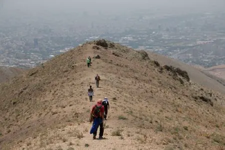 قله کلاغ چین درکه تهران