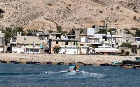 ساحل بندر سیراف, بندر سیراف