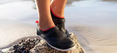 راهنمای جامع خرید کفش ورزشی برای ورزش‌های آبی