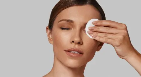 چگونه آرایش چشم را به طور کامل و صحیح پاک کنیم