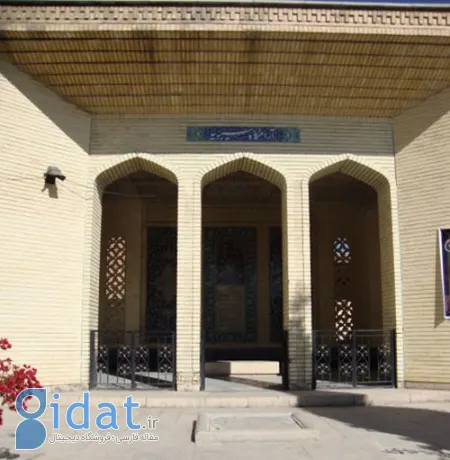 آرامگاه سیبویه شیراز, سیبویه کیست
