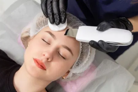 اتوی صورت اسکین اسکرابر برای پاکسازی و جوانسازی پوست