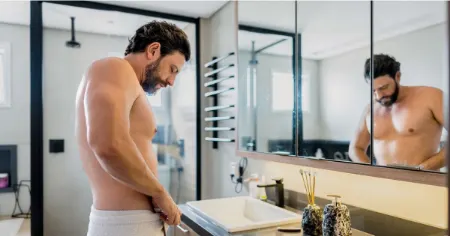 بوی بد آلت تناسلی مردان, علت بوی بد آلت تناسلی