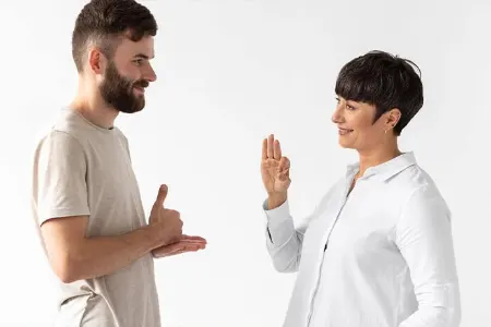 نقش زبان بدن در بهبود ارتباطات خانوادگی