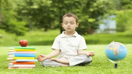 چگونه استرس کودکان را کاهش دهیم؟ راهکارهای ساده برای آرامش ذهن فرزندتان