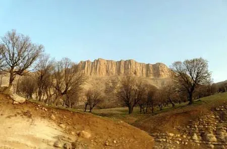 کوه اهوران، ایلام: جاذبه ای طبیعی در قلب غرب ایران