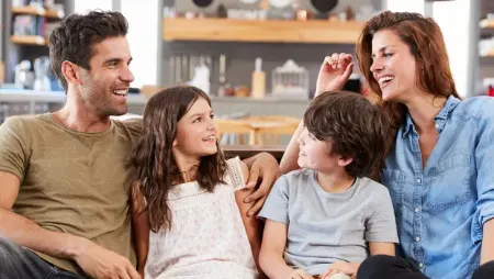 گوش‌دادن فعال به اعضای خانواده