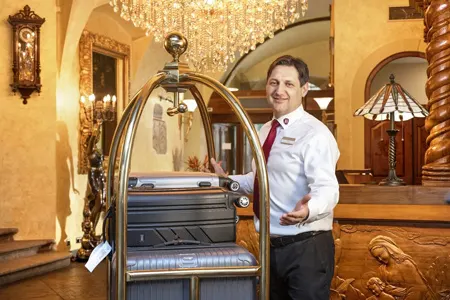 انتخاب هتل در چابهار, قیمت هتل در چابهار, توجه به خدمات هتل