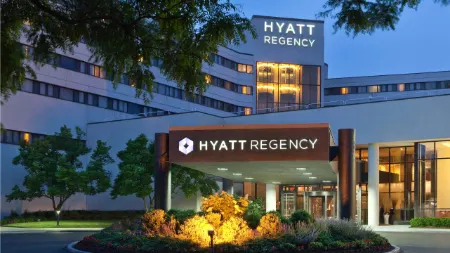 Hyatt Regency Dubai را بشناسید: جایی که راحتی و تجمل به هم می رسند