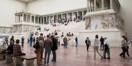 موزه پرگامون: سفری در قلب تاریخ و هنر باستانی